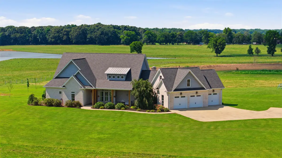10101 Second St, Leighton, AL 35646 - #1