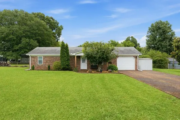 25 Phillips Dr, Killen, AL 35645