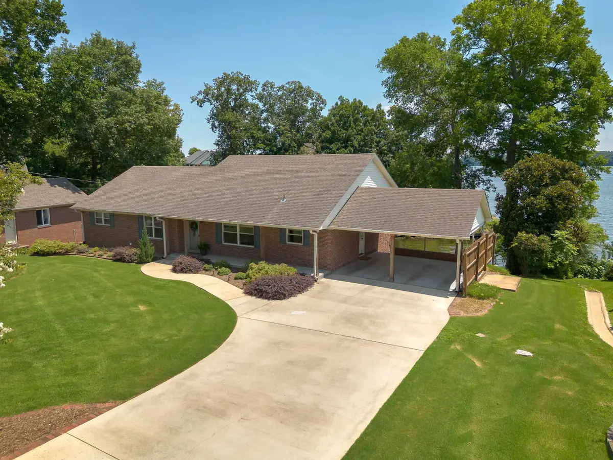 283 Beech Hollow Rd, Killen, AL 35645 - #1