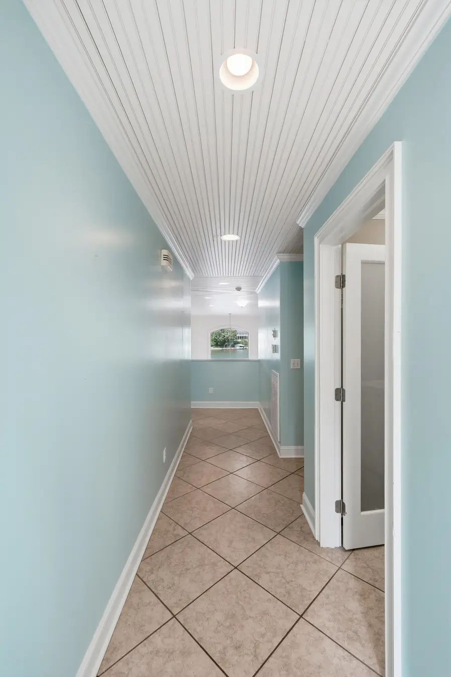 331 Carson Rd, Muscle Shoals, AL 35661 - #3