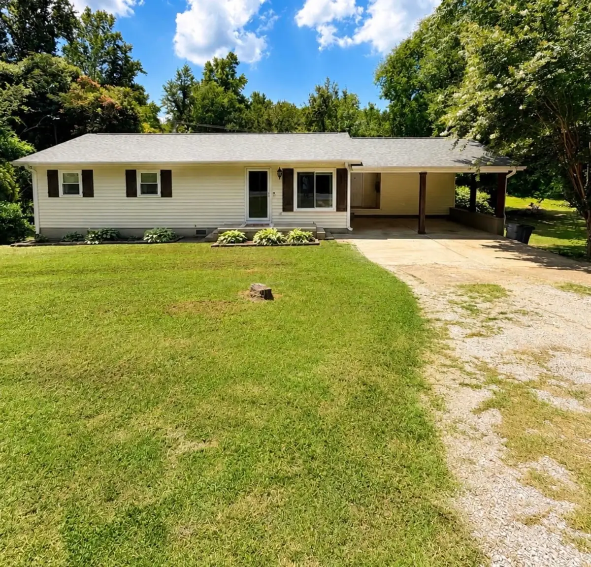 241 Shoals Ave, Killen, AL 35645 - #1