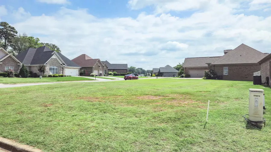 125 Rolling Brook Dr, Rogersville, AL 35652 - #2