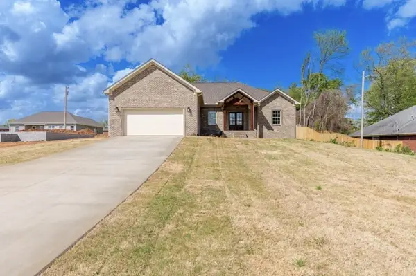 809 Michigan Ave, Muscle Shoals, AL 35661