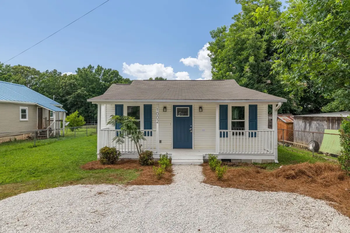 1002 Carolyn St, Tuscumbia, AL 35674 - #1