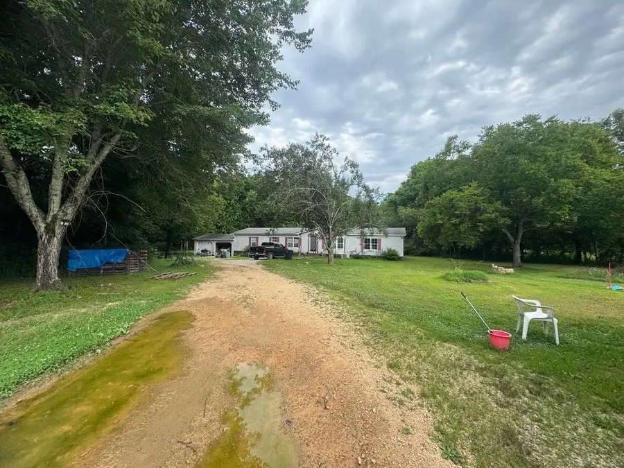 140 Youngblood Way, Killen, AL 35645 - #2