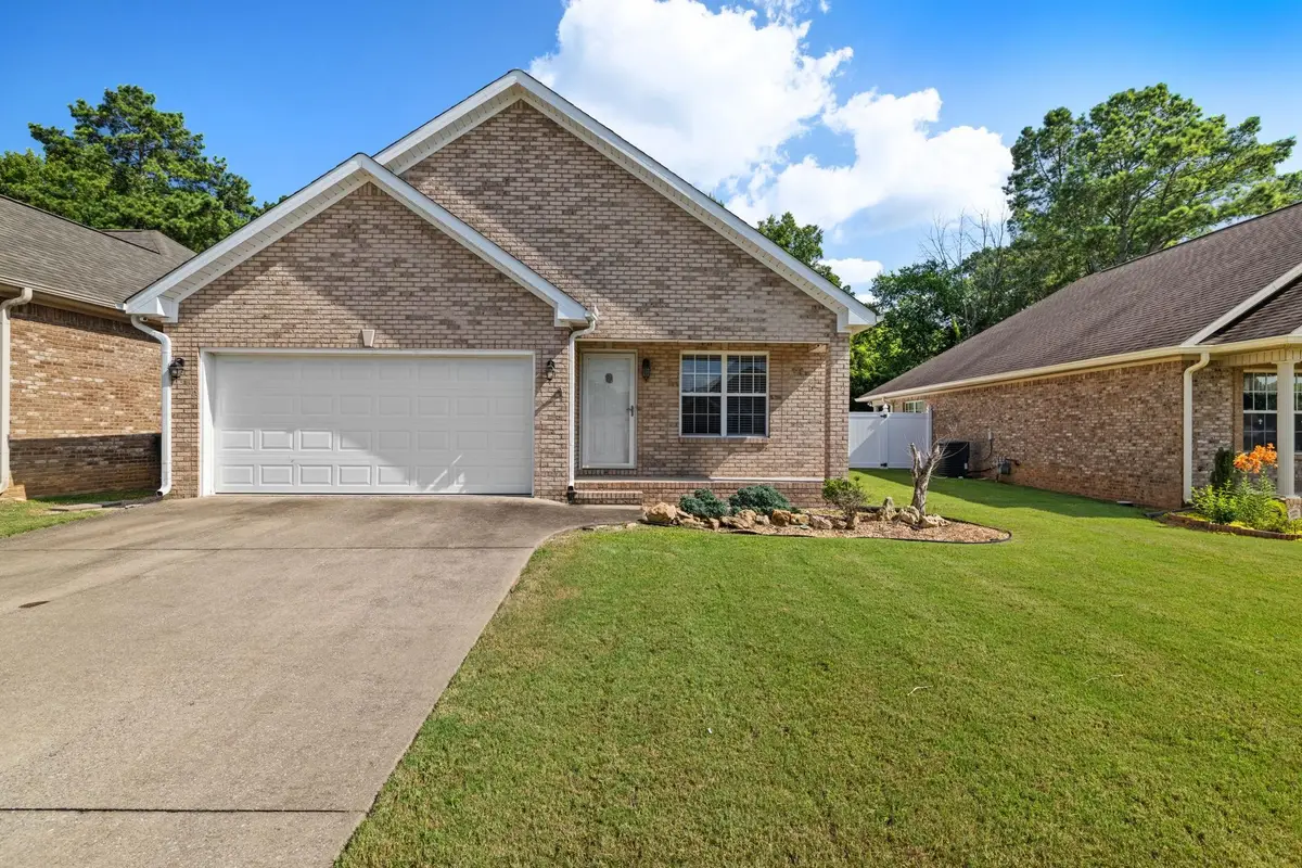 2309 Parc Pl, Florence, AL 35630 - #1
