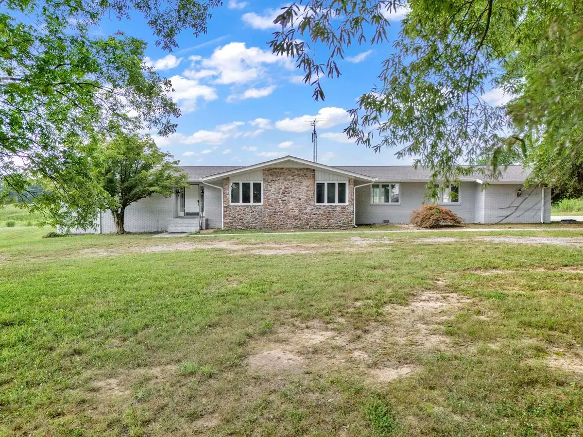 2715 Co Rd 1269, Vinemont, AL 35179 - #1
