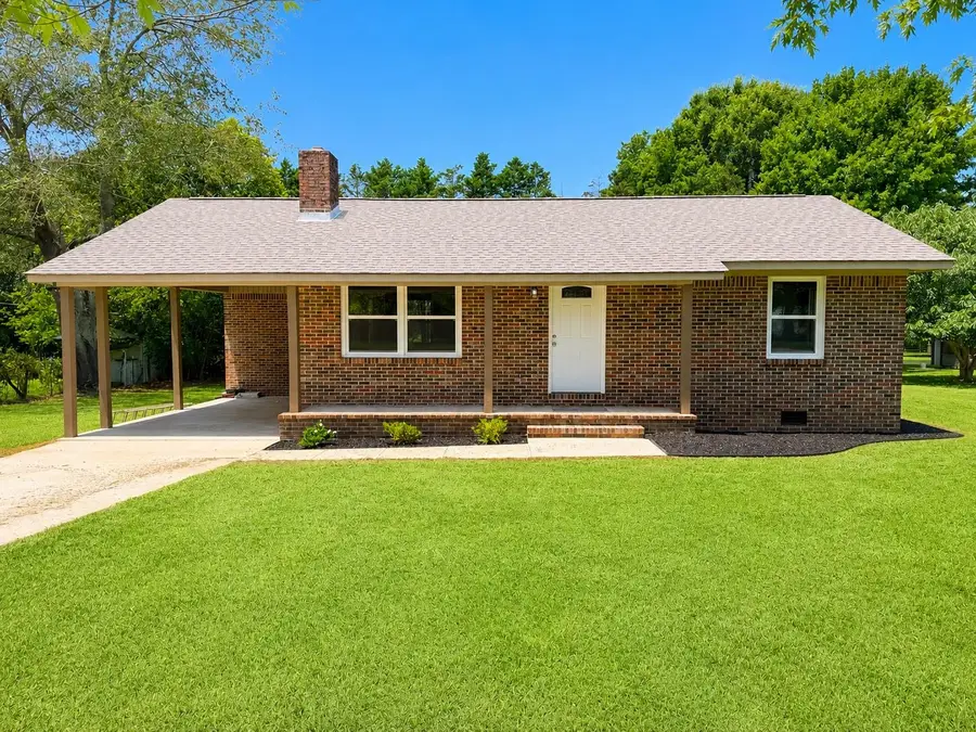 611 Church St, Rogersville, AL 35652 - #2