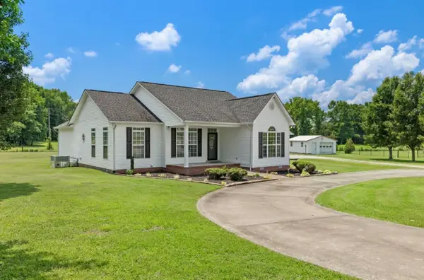 41 Harding St, Leoma, TN 38468