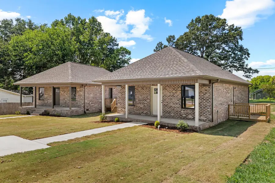 111 N Fulton St, Florence, AL 35630 - #2