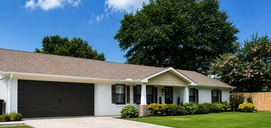 801 Puritan Ave, Muscle Shoals, AL 35661 - #2