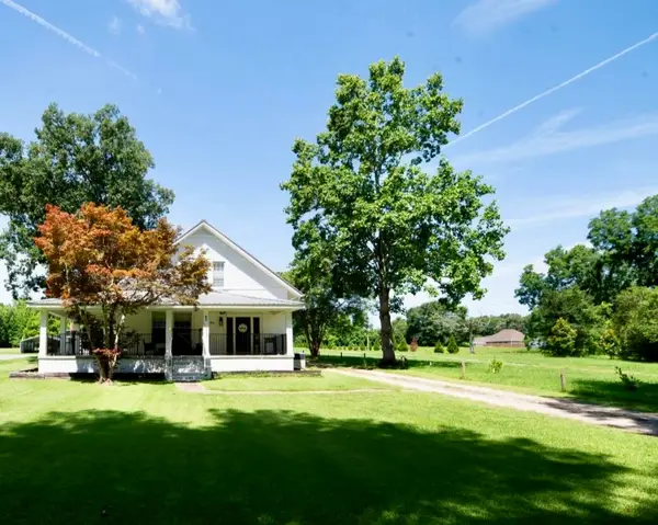 801 NE Bethel Rd, Hartselle, AL 35640