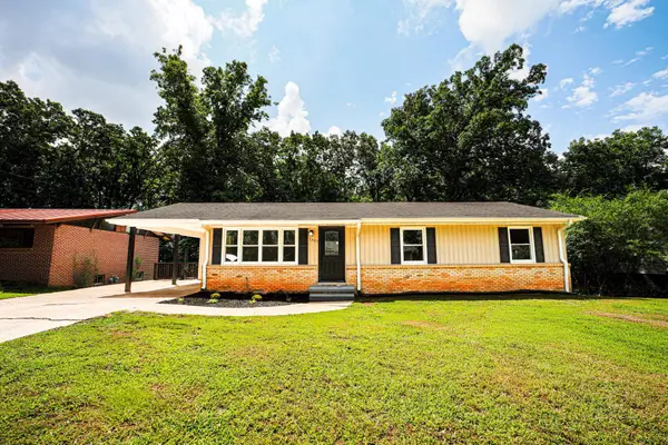 1307 Cypress Mill Rd, Florence, AL 35630