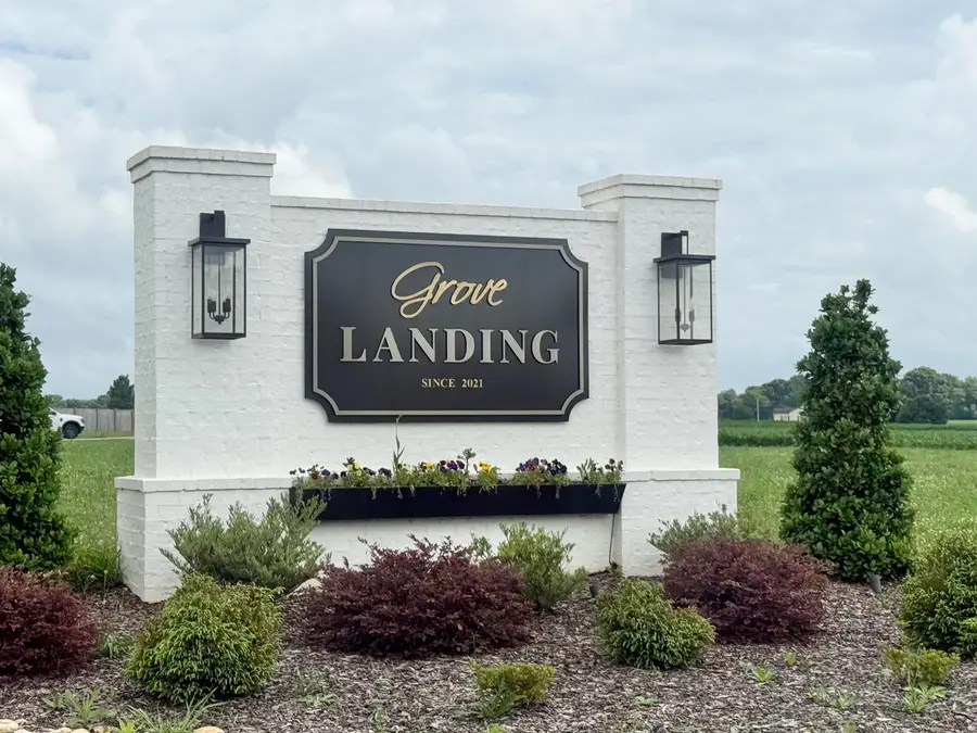 119 Grove Landing Dr, Tuscumbia, AL 35674 - #2