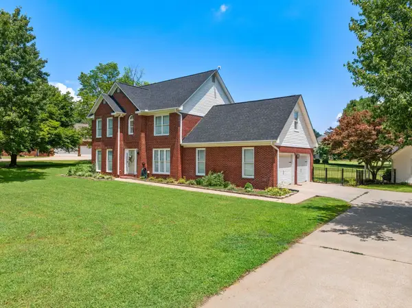 333 Reynolds Dr, Rogersville, AL 35652