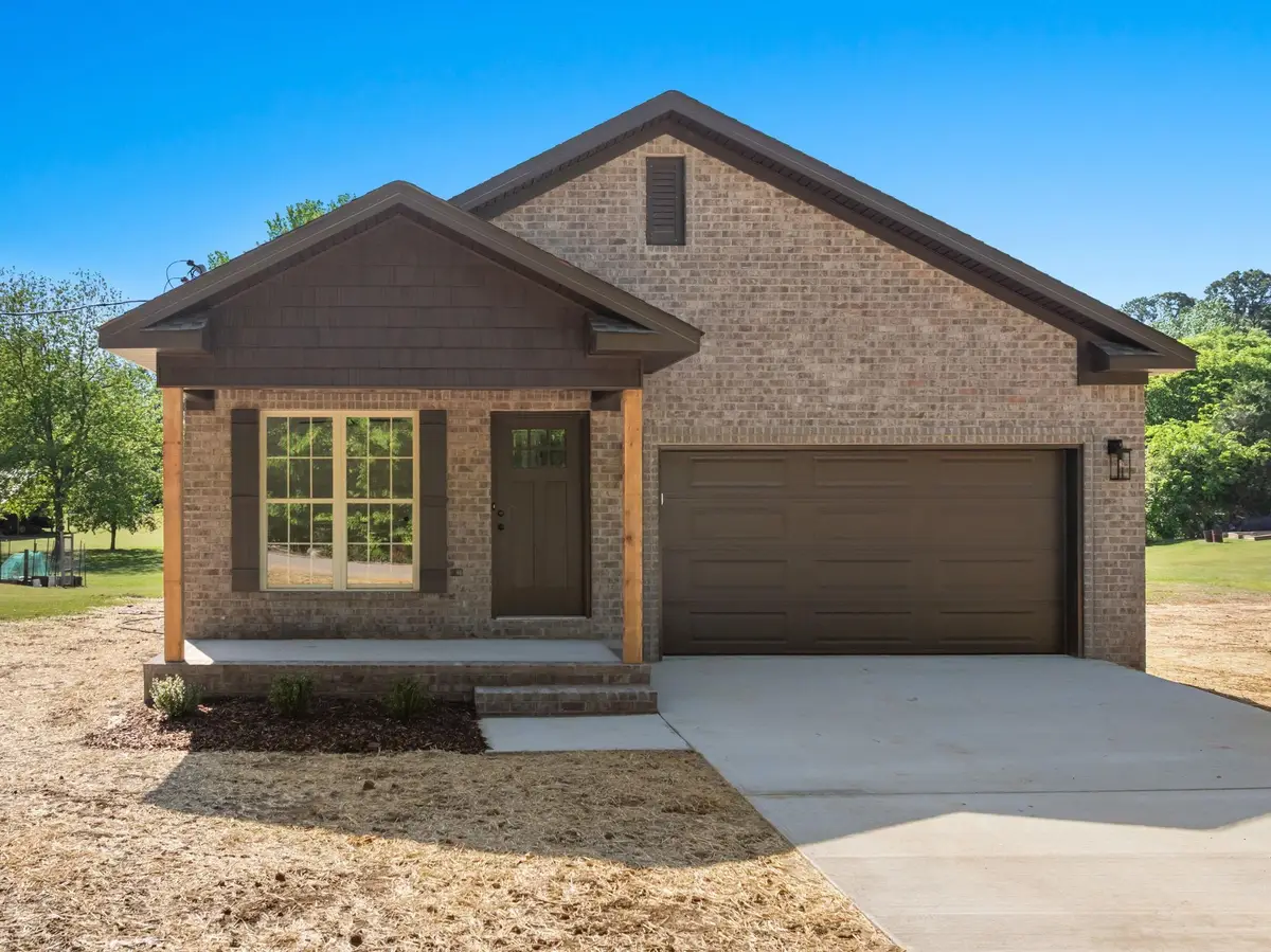 771 River Ln, Tuscumbia, AL 35674 - #1