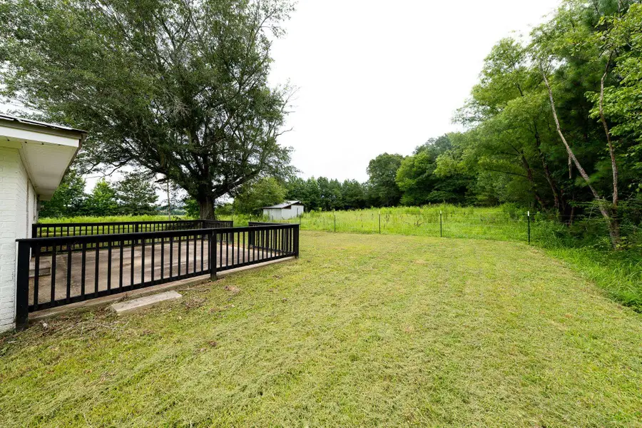 1303 Co Rd 216, Hanceville, AL 35077 - #3