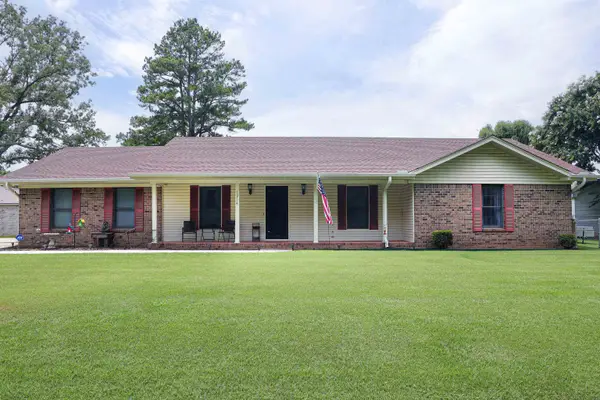 1214 S Indian St, Tuscumbia, AL 35674