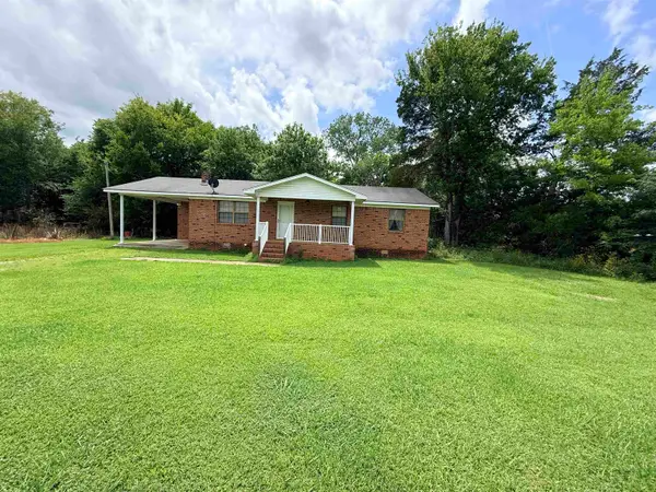 17543 County Hwy 81, Russellville, AL 35654