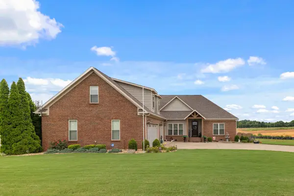 312 Briarwood Dr, Killen, AL 35645