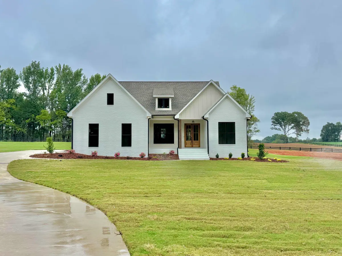 3808 Co Rd 61, Florence, AL 35634 - #1