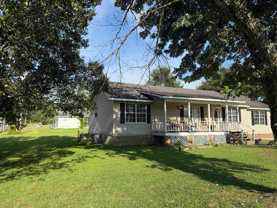 406 Meadow Creek Dr, Hanceville, AL 35077 - #3