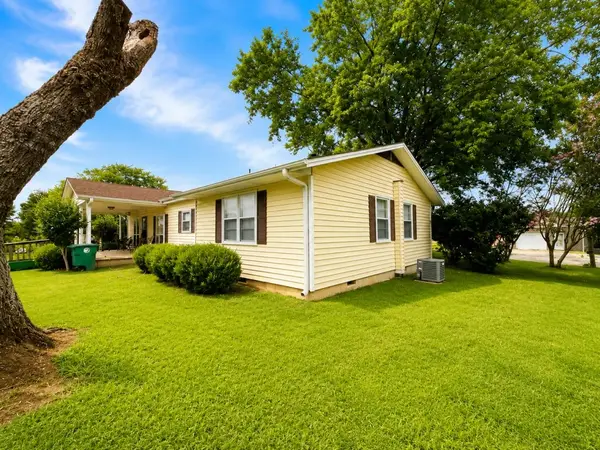 2740 Co Rd 1422, Cullman, AL 35058