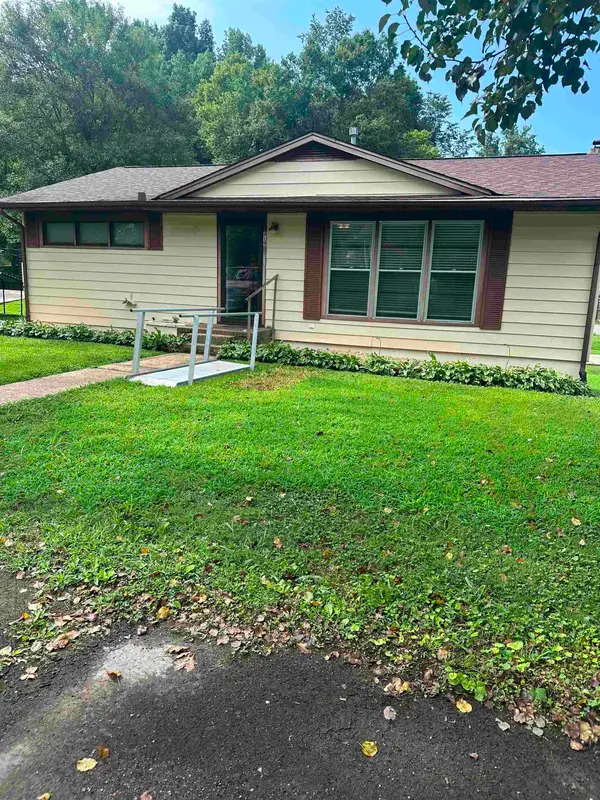 419 Burgess St, Russellville, AL 35653