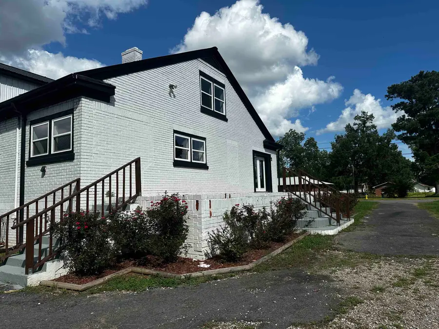 410 NE Blountsville St, Hanceville, AL 35077 - #3