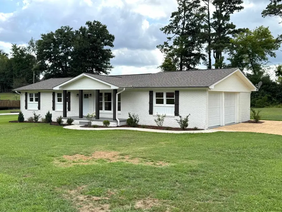 118 Augusta St, Florence, AL 35633 - #2