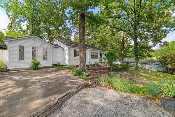 820 W Cumberland St, Florence, AL 35630
