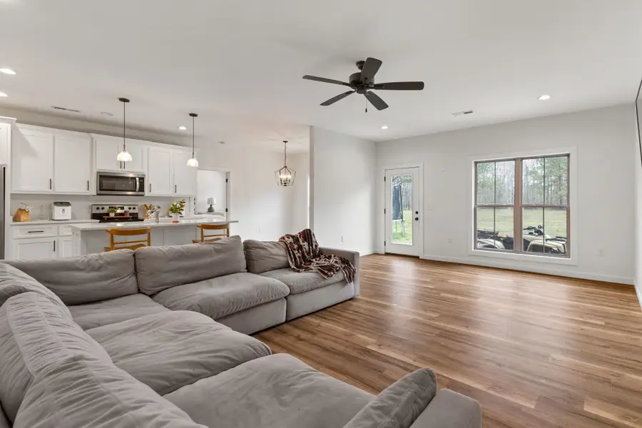 527 Co Rd 28, Florence, AL 35634 - #3