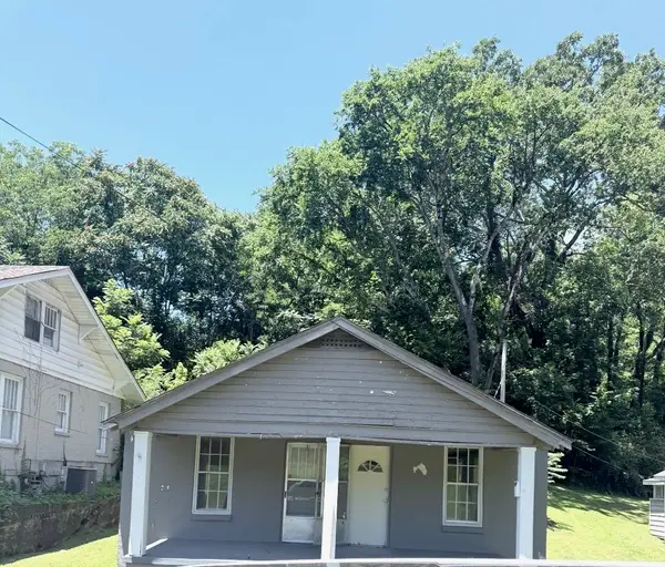 921 Military Rd, Florence, AL 35630