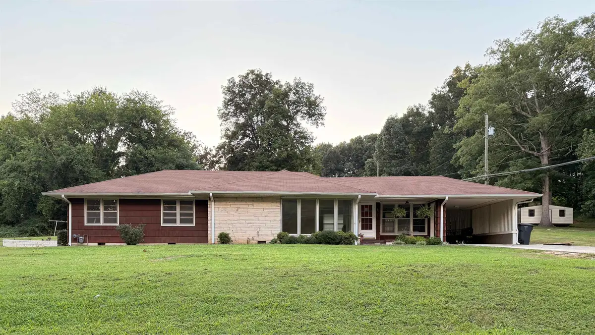 2307 N Jackson Ave, Russellville, AL 35653 - #1