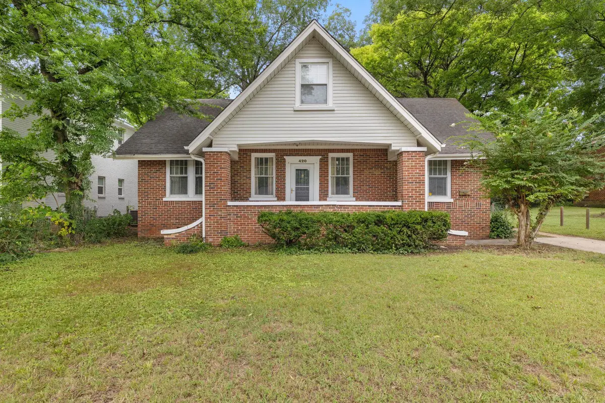 420 N Cedar St, Florence, AL 35630 - #1