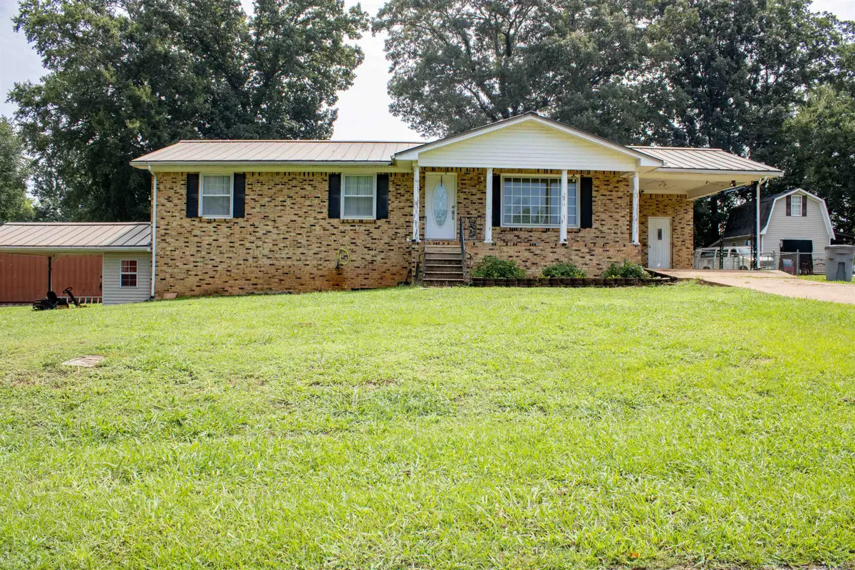 166 Montclair Rd, Killen, AL 35645 - #1