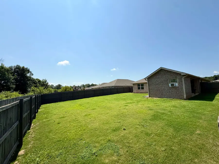 1123 SW Colonial Dr, Cullman, AL 35055 - #3