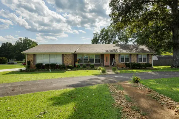 158 Duncan Dr, Russellville, AL 35654