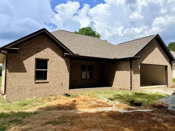 2700 Co Rd 277, Florence, AL 35633