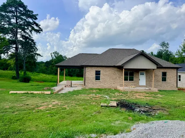 65 Mcfall Rd, Florence, AL 35633