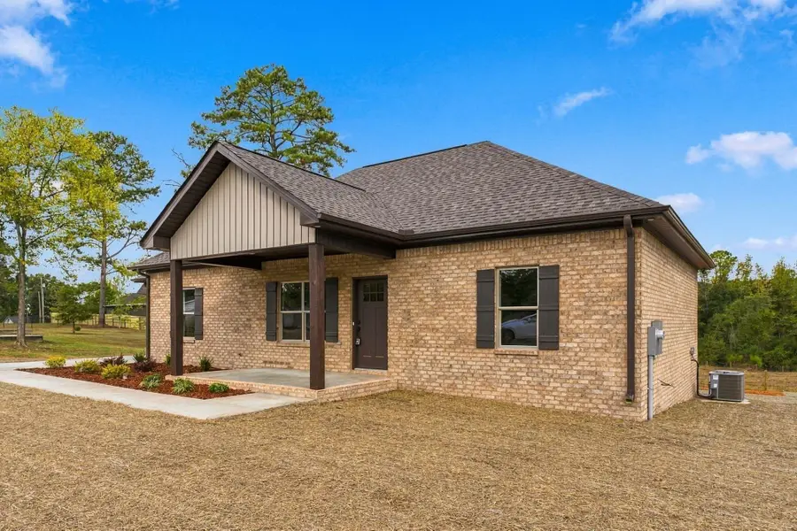 65 Mcfall Rd, Florence, AL 35633 - #2