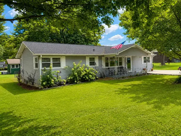 906 Ave B, Cullman, AL 35055