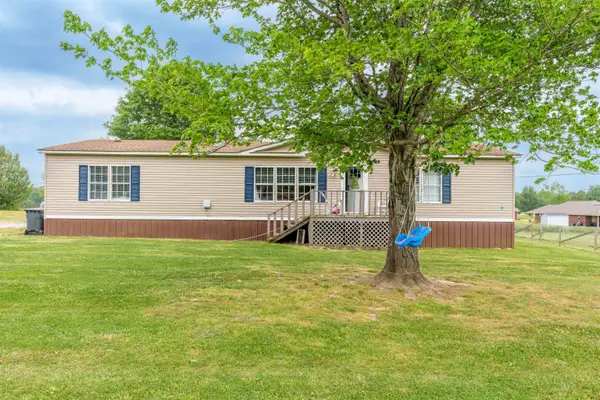 122 Sunrise Dr, Killen, AL 35645