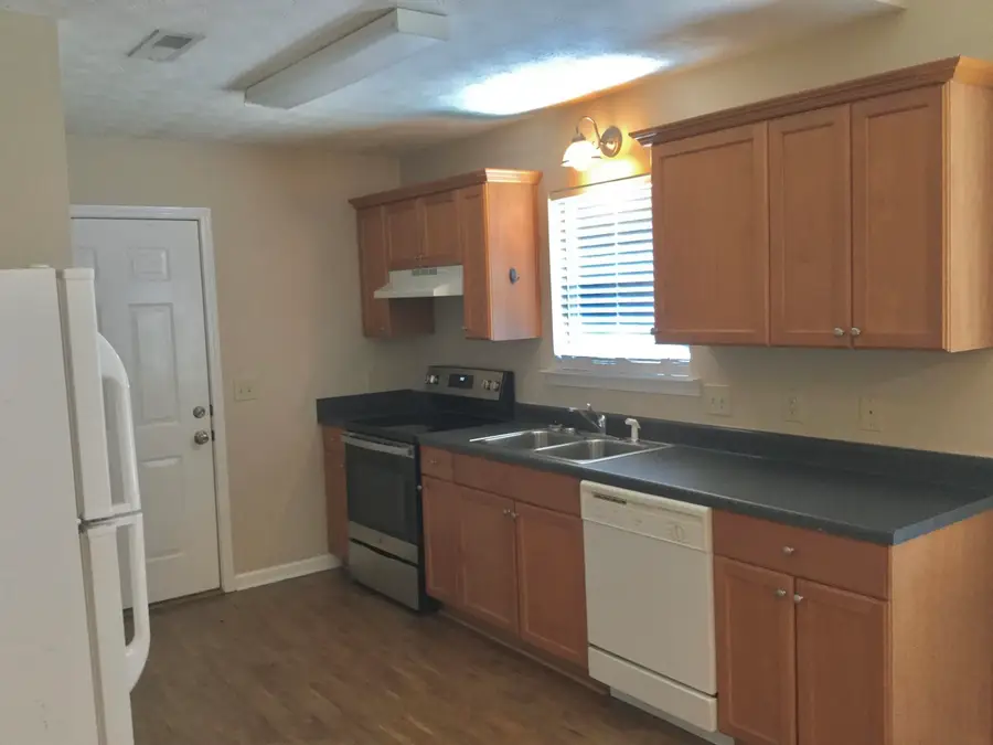1730 Cobblestone Ln, Cullman, AL 35055 - #3