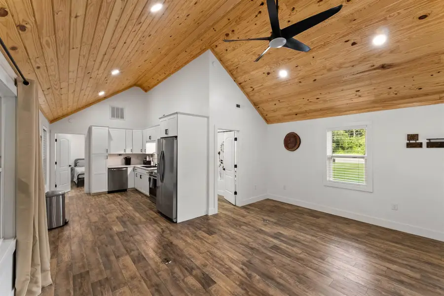 47 Creel Way, Florence, AL 35633 - #3