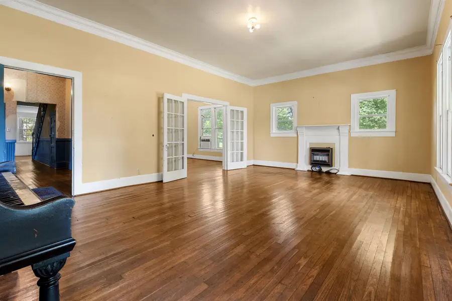 217 Bridge Rd, Killen, AL 35645 - #3