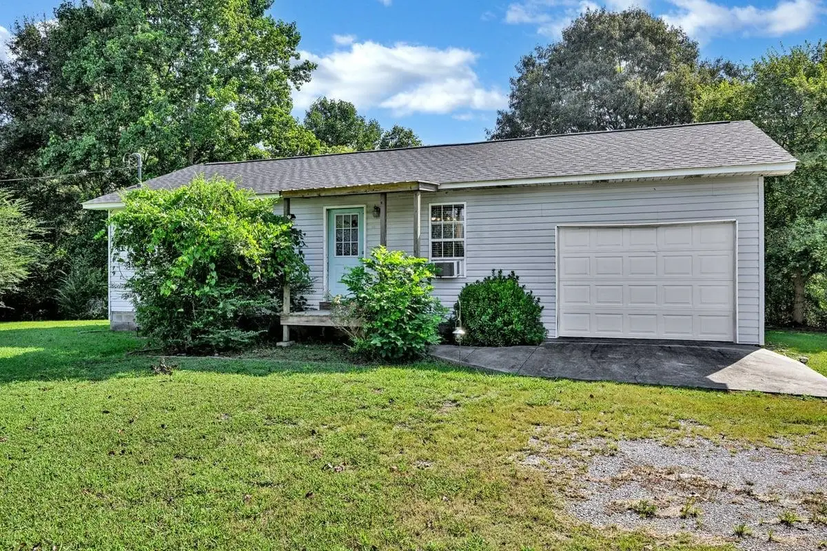 975 Co Rd 695, Holly Pond, AL 35083 - #1