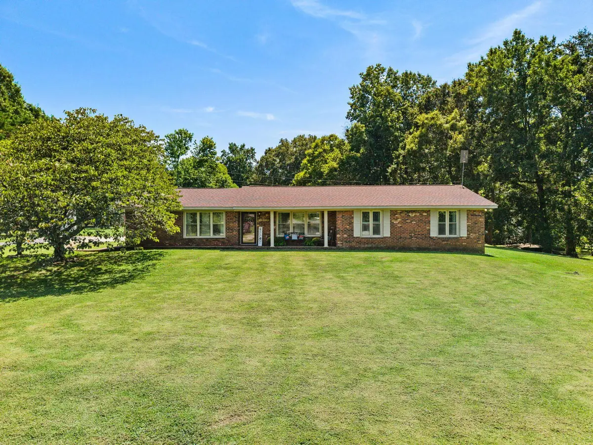728 Rose St, Rogersville, AL 35652 - #1