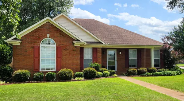 319 Lincoln Ave, Muscle Shoals, AL 35661