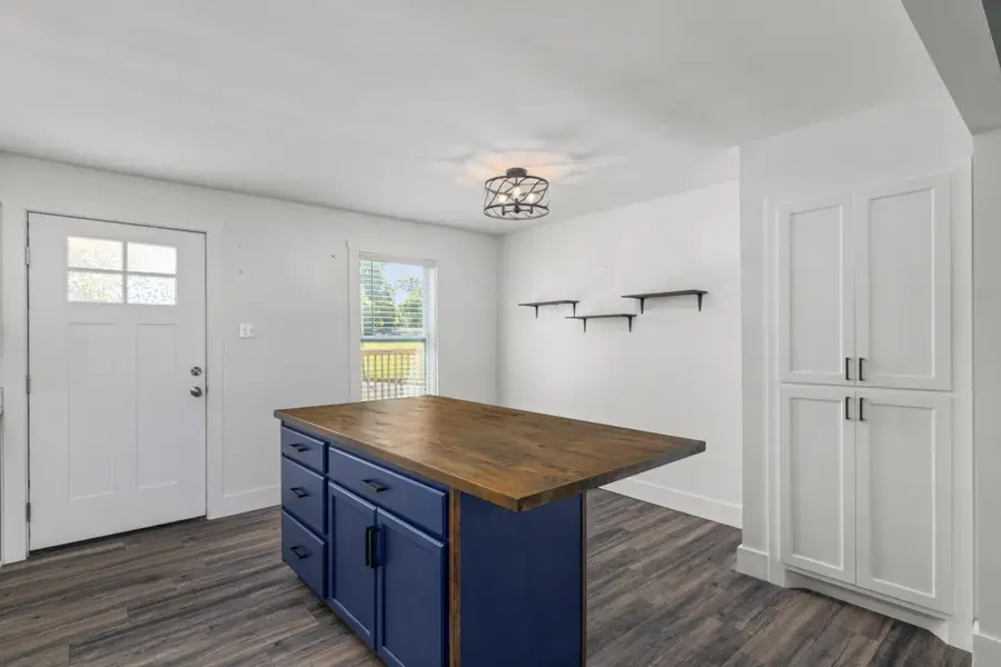 3811 Huntsville Rd, Florence, AL 35630 - #3